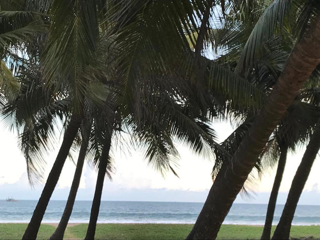 Chan Beach Resort Bahur Exteriör bild